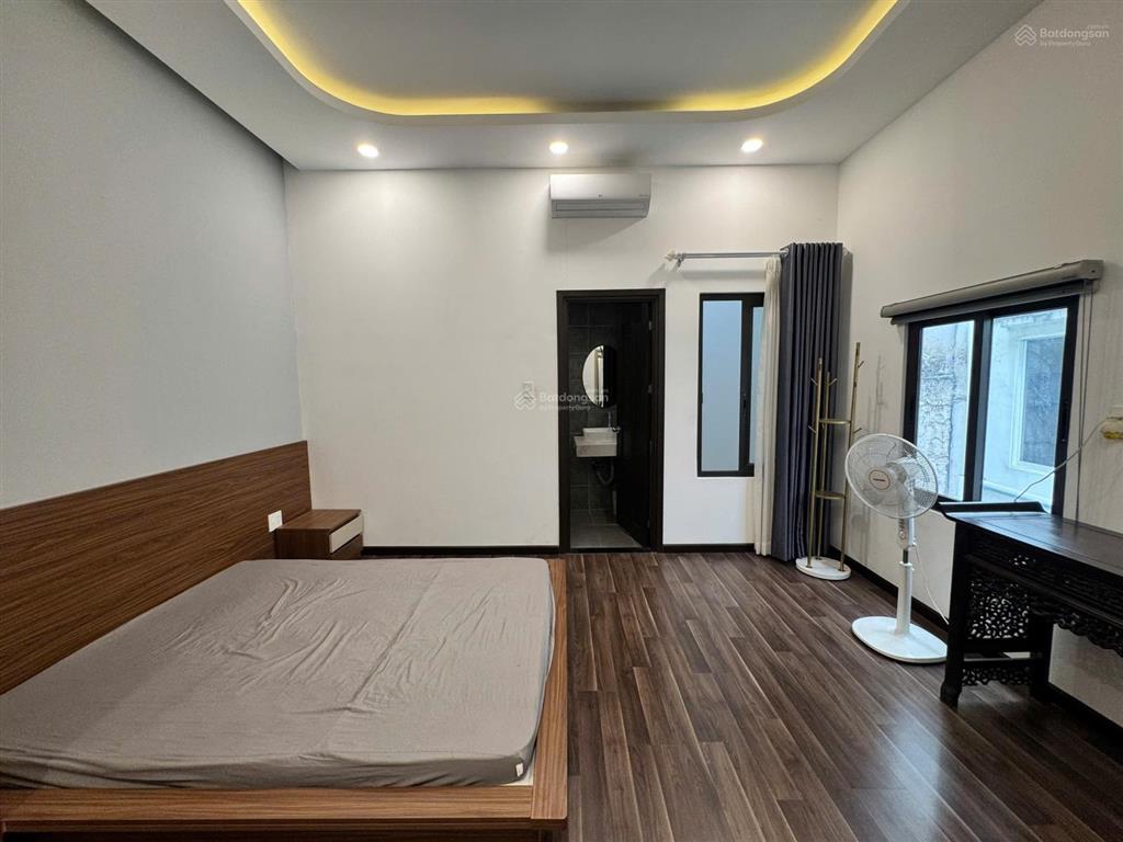 Hạ 1 tỷ  nhà đẹp hxh vô ở ngay điện biên phủ kế quận 1! dt 4.5x18.5m, 3 tầng, vuông vắn, 13 tỷ tl