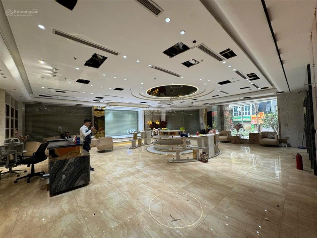 Cho thuê tòa nhà 29 dịch vọng hậu  trung tâm văn phòng quận cầu giấy