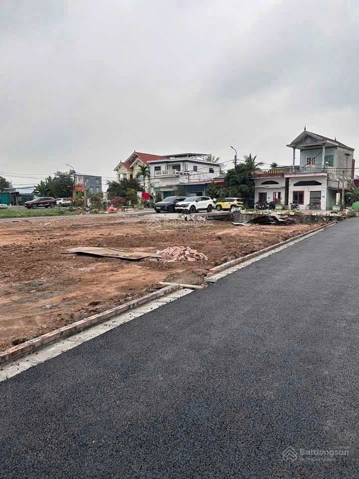 Loanh quanh 1 tỷ có ngay lô đất mặt đuờng 4.5m ô tô tránh nhau