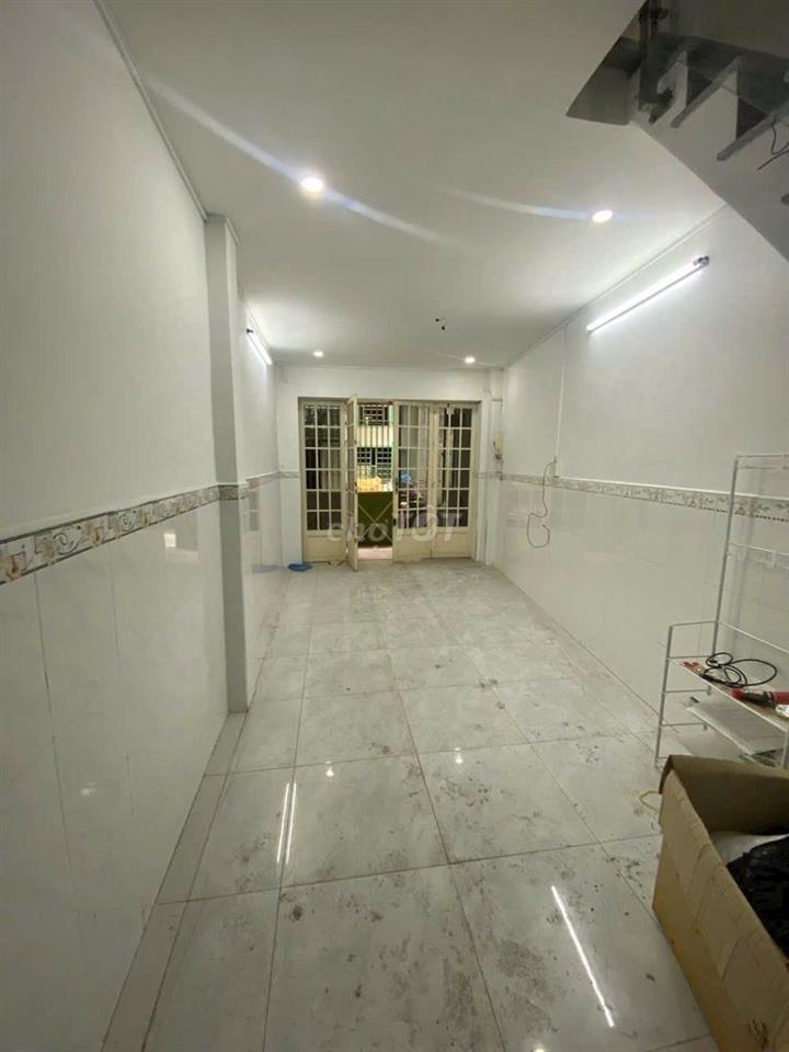 CHO THUÊ 2PN, 2WC ĐƯỜNG LÝ THÁI TỔ Q10 CHỈ 10 TRIỆU/THÁNG