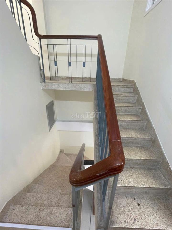 CHO THUÊ NHÀ 2PN 3WC BÀNH VĂN TRÂN, TÂN BÌNH CHỈ 12 TRIỆU TL