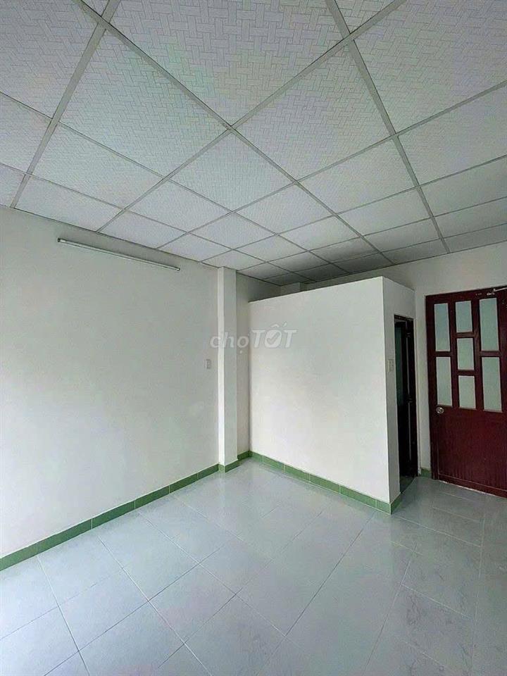 11 TRIỆU, 3PN 3WC ĐƯỜNG CMT8, P5 TÂN BÌNH 