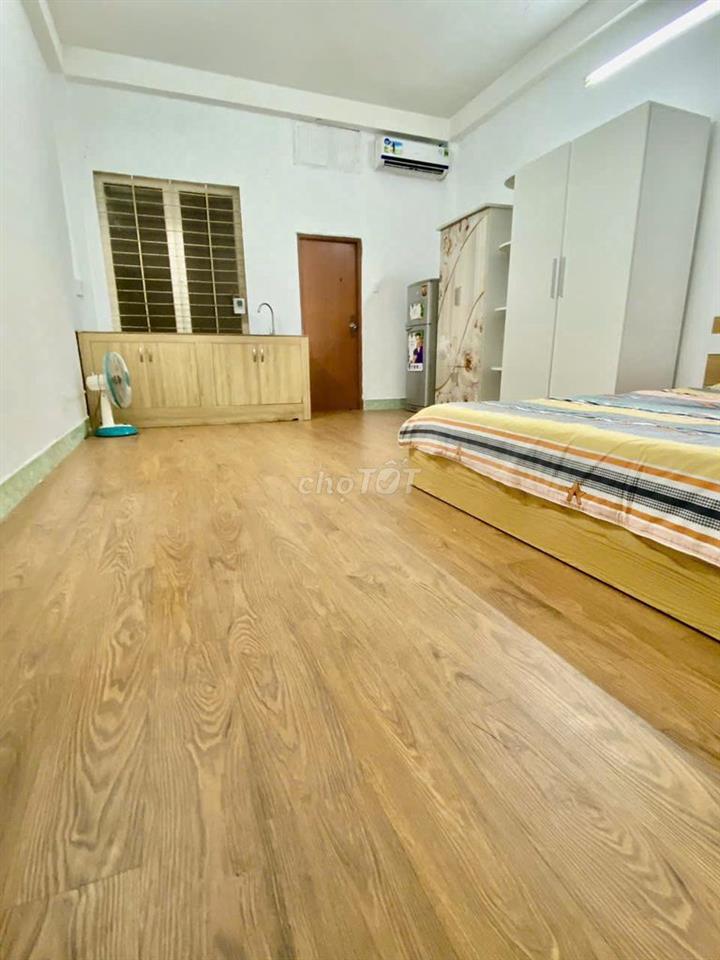 CHDV FULL NỘI THẤT CỬA SỔ THOÁNG MÁT ĐƯỜNG C18, TÂN BÌNH CHỈ 4TR5
