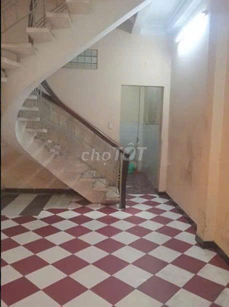 NHÀ LÀM CHDV MT ĐƯỜNG P12 TÂN BÌNH, 4TẦNG 64M2 CHỈ 27 TRIỆU CÒN TL