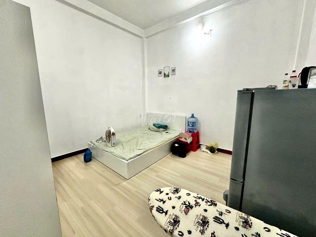 PHÒNG FULL NỘI THẤT ĐƯỜNG ĐÔNG HỒ, P8 TÂN BÌNH CHỈ 4TR5