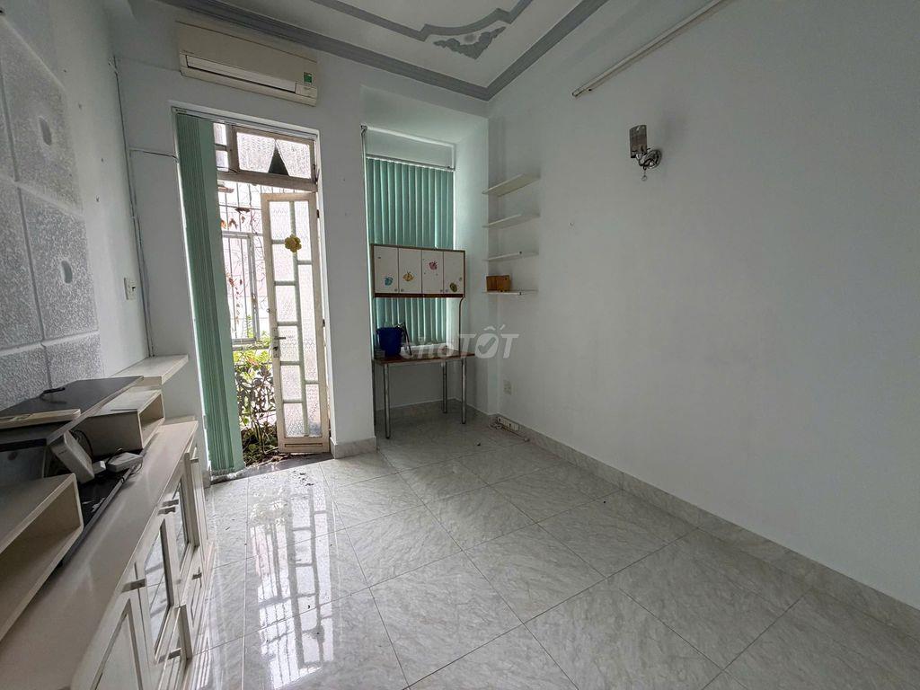 2PN BAN CÔNG ĐƯỜNG HUỲNH VĂN BÁNH, PHÚ NHUẬN CHỈ 7 TRIỆU FULL NT
