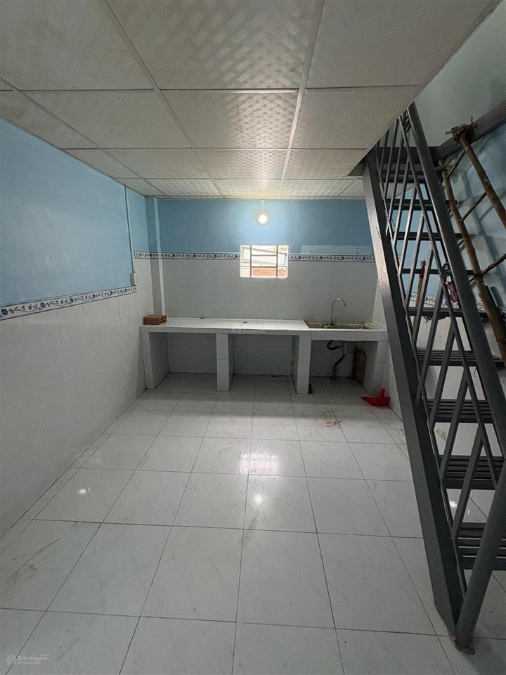 Nhà cấp 4 shr, gần cđ điện lực, q12, tphcm, chỉ có 2,75 tỷ