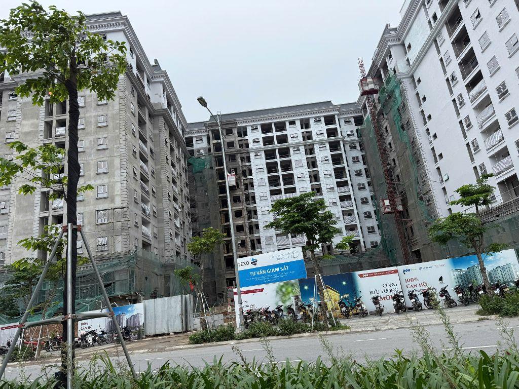 Bán căn hộ chung cư Hausman Premium Residences, dt= 117 m2, đường Lê Quang Đạo, Đại Mỗ