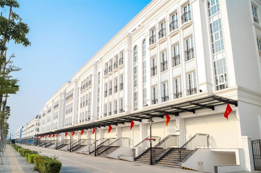 Cho thuê nhà mặt phố mặt tiền 10m, 6 tầng/1000m2, giá chỉ từ 40 triệu tại avenue garden