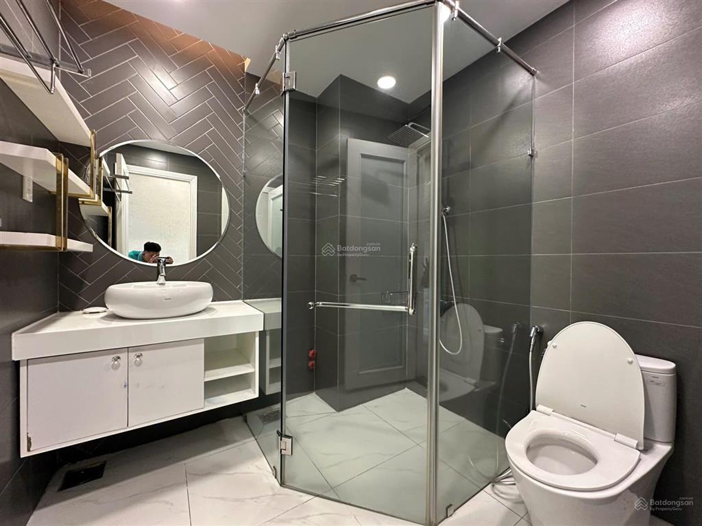 Chính chủ cho thuê căn hộ chung cư quận 3  50m2  phòng ngủ ban công