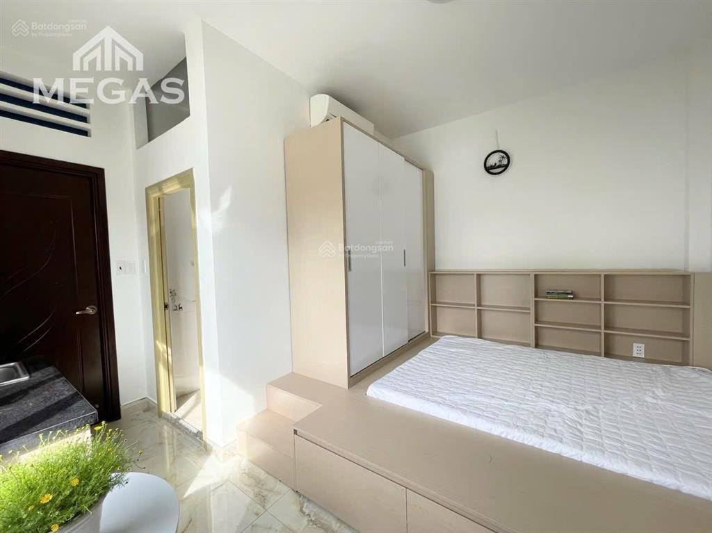 Cho thuê phòng cửa sổ to siêu thoáng ở trần quang khải q1 đi bộ tới đại học ueh isb đẹp giá rẻ