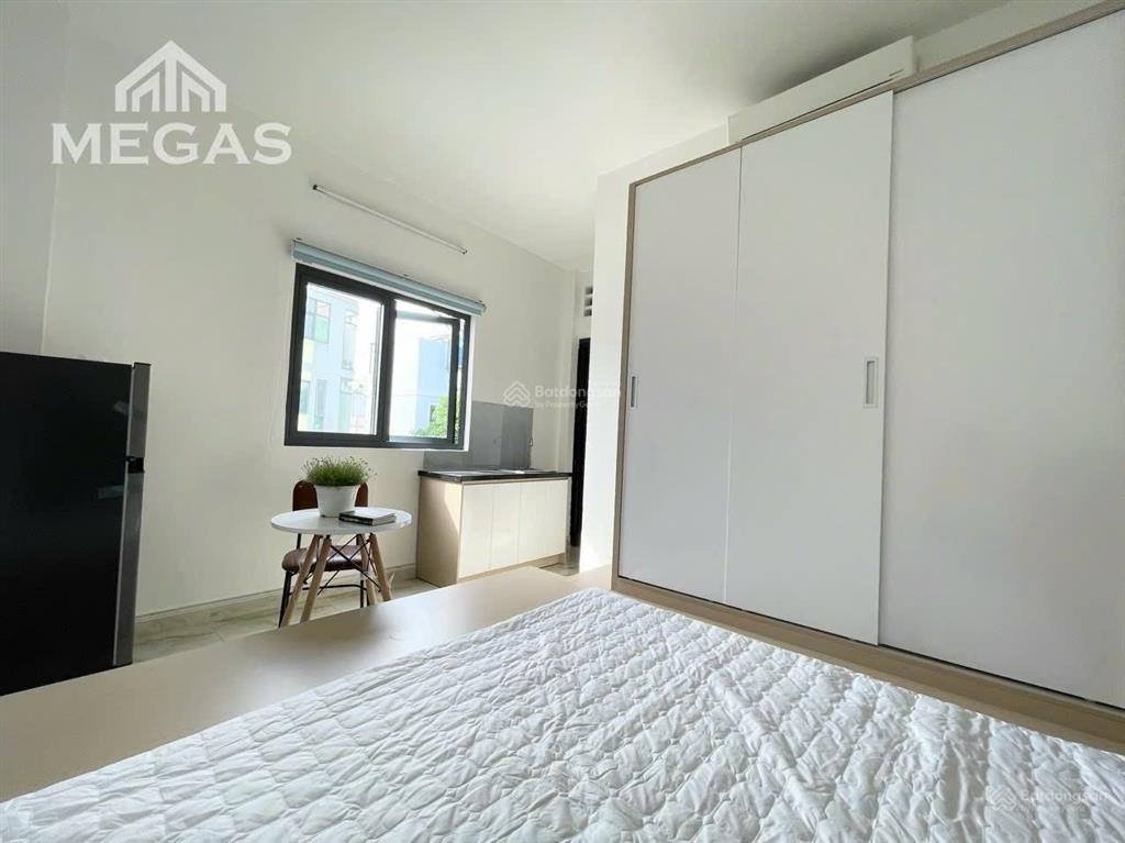 Cho thuê phòng cửa sổ to siêu thoáng ở trần quang khải q1 đi bộ tới đại học ueh isb đẹp giá rẻ
