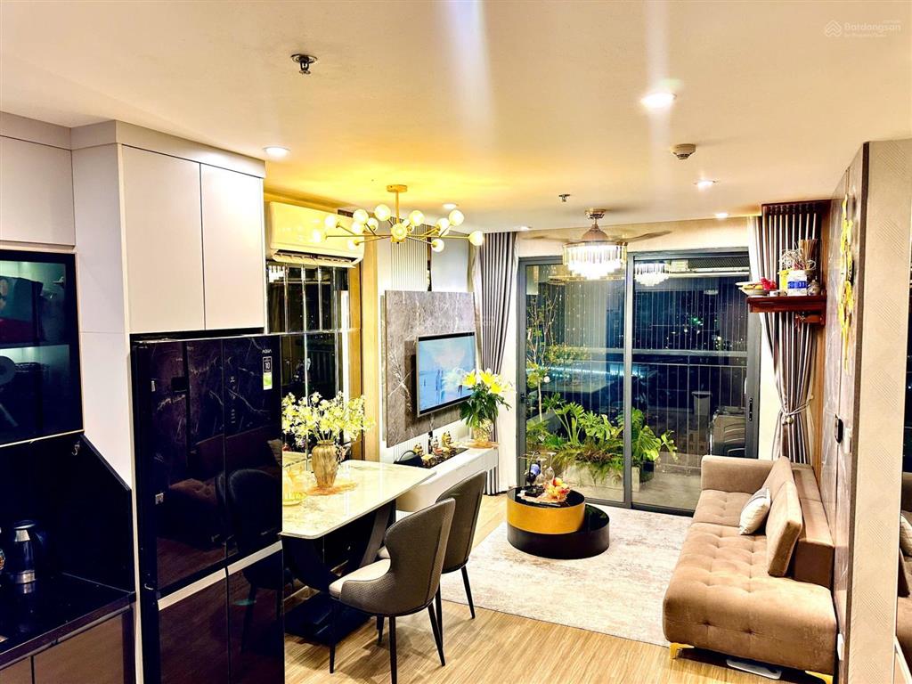 Bán căn 1n+, view sông biệt thự thoáng, nội thất full toàn bộ đồ cao cấp