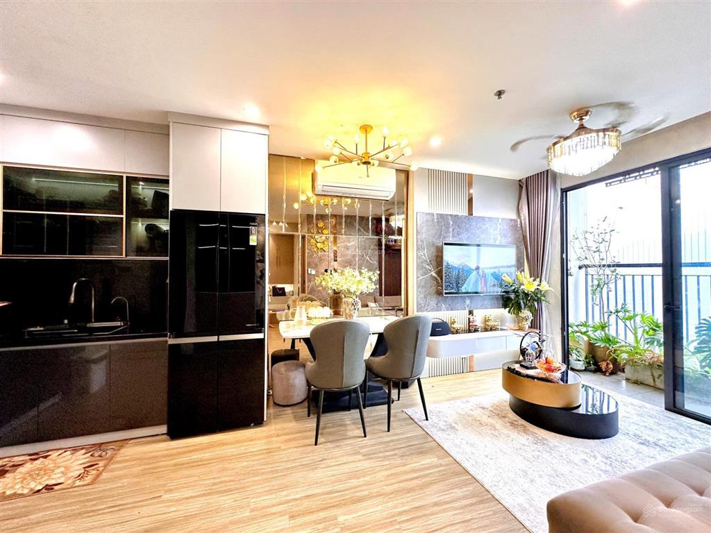 Bán căn 1n+, view sông biệt thự thoáng, nội thất full toàn bộ đồ cao cấp