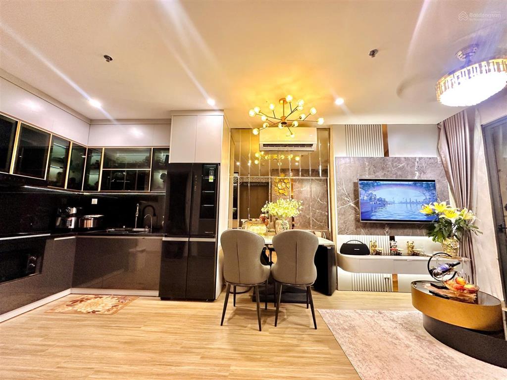 Bán căn 1n+, view sông biệt thự thoáng, nội thất full toàn bộ đồ cao cấp
