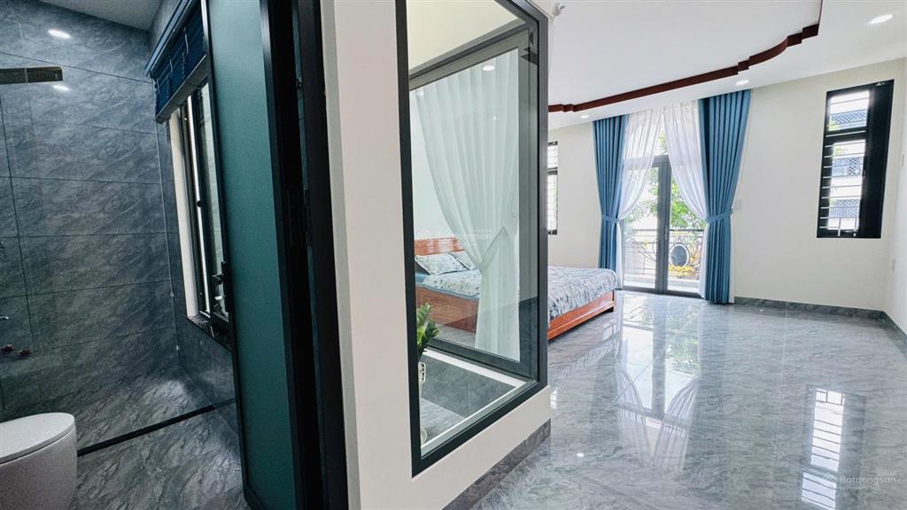 Bán nhà 3 tầng full nội thất có thang máy kđt hà quang 2 trung tâm nha trang giá 11,9 tỷ