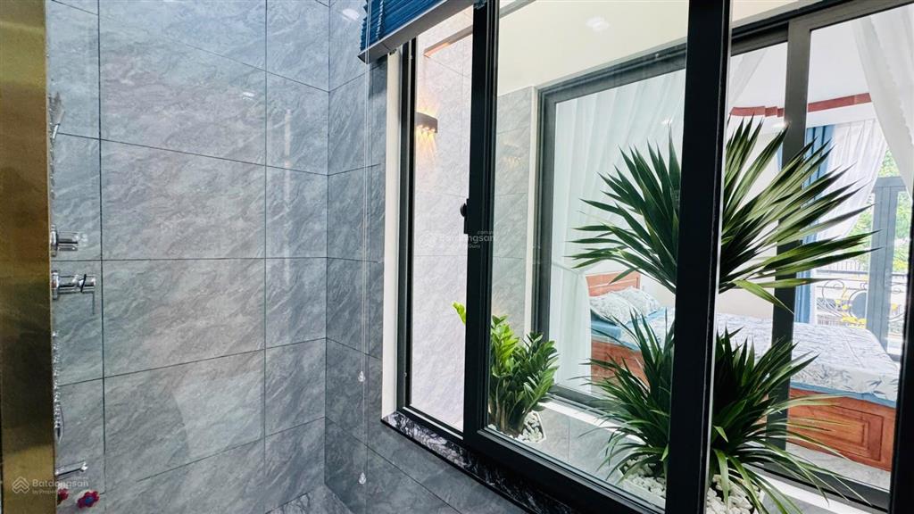 Bán nhà 3 tầng full nội thất có thang máy kđt hà quang 2 trung tâm nha trang giá 11,9 tỷ