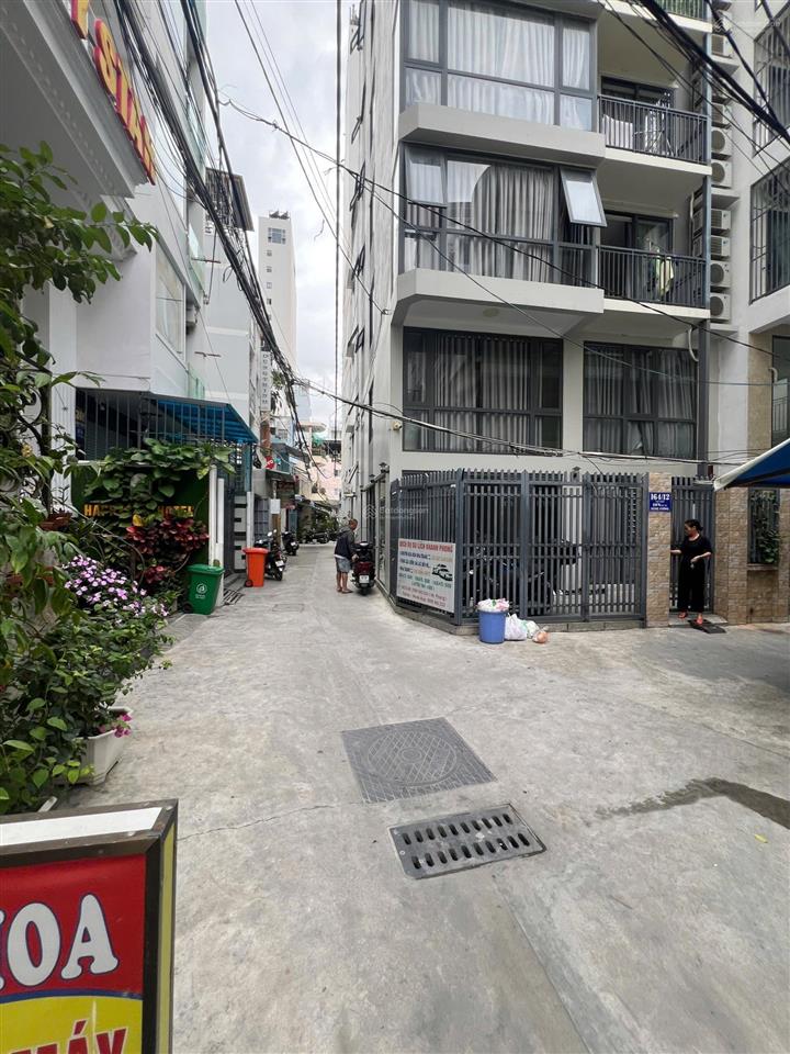 Bán nhà phố hùng vương nha trang 3 mặt thoáng gần biển giá đầu tư tốt