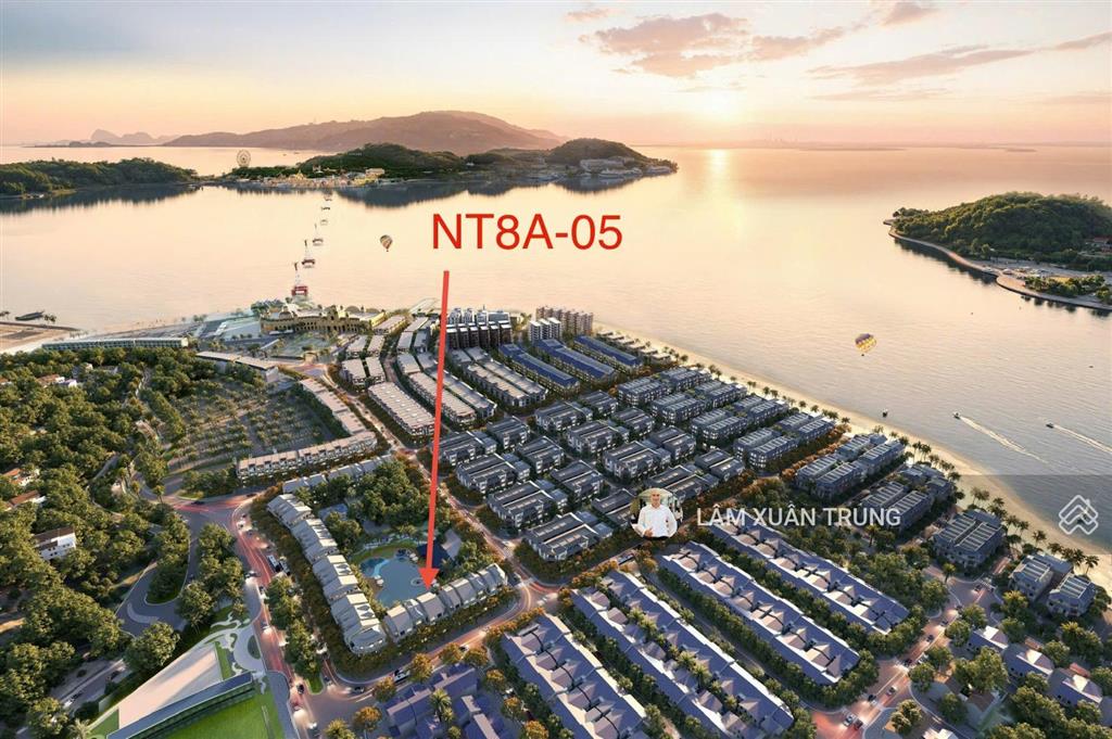 Bán nhà phố thương mại 2 mặt tiền gần biển vinhomes pearl bay nha trang