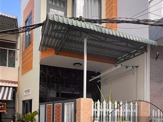 Bán nhà lô góc 2 tầng hẻm nguyễn thái học trung tâm nha trang giá 4 tỷ
