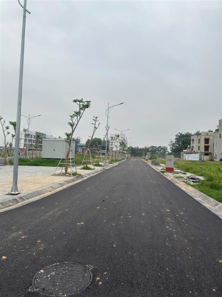 Đất đấu giá lâm hộ  quang minh, mê linh, hà nội