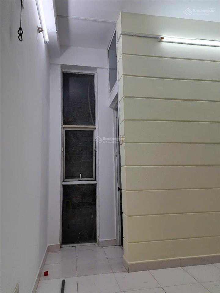 Cho thuê phòng 18m2 quận phú nhuận