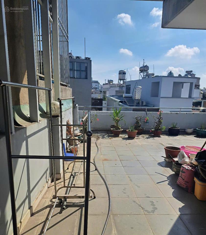Cho thuê phòng 18m2 quận phú nhuận
