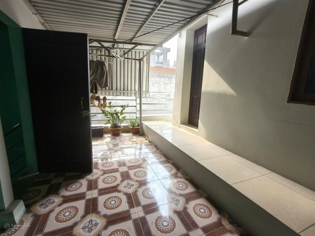 Chủ cần bán nhà uy nỗ 74m2, 3t, mt4.5m, 10.1 tỷ, đông anh, phân lô, lô góc, ô tô tránh, bàn cờ.