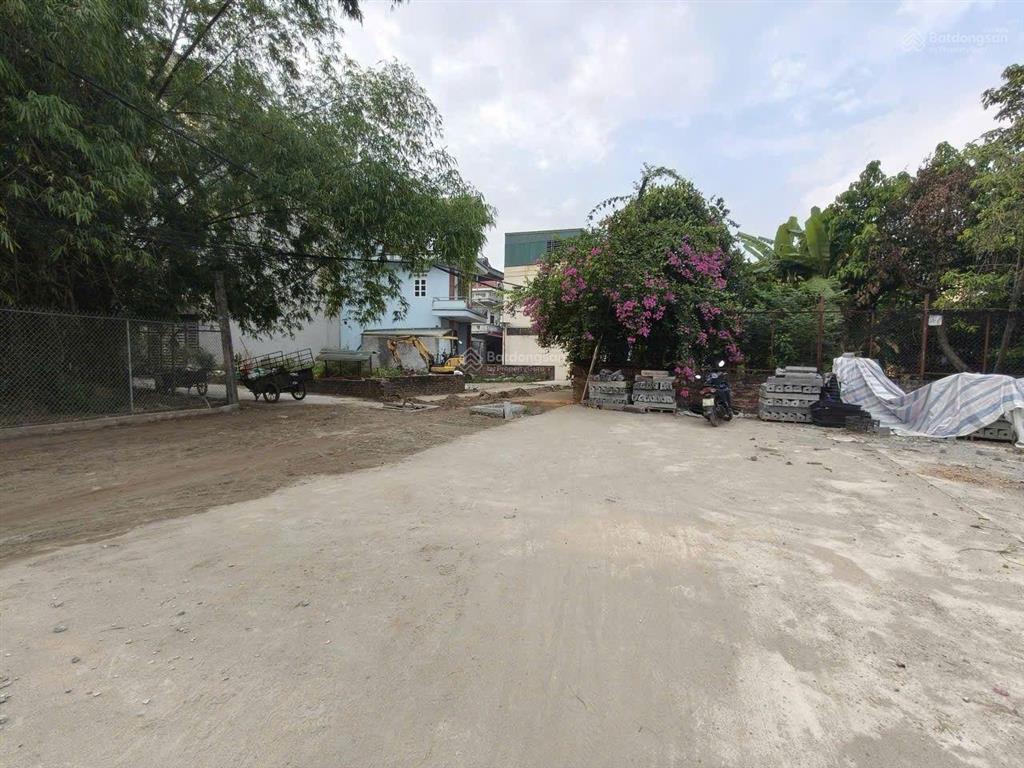 Chủ cần bán đất nam hồng 108m2, mt4.5m, 6.3 tỷ, đông anh, gần bãi để xe, ô tô vào sân.