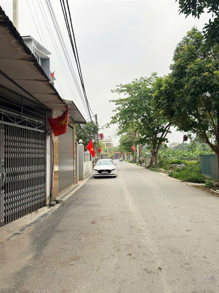 Bán đất bắc hồng 106m2, mt6m, 8.06 tỷ, đông anh, ô tô, gần trục chính.
+ vị trí khá gần với đấu giá