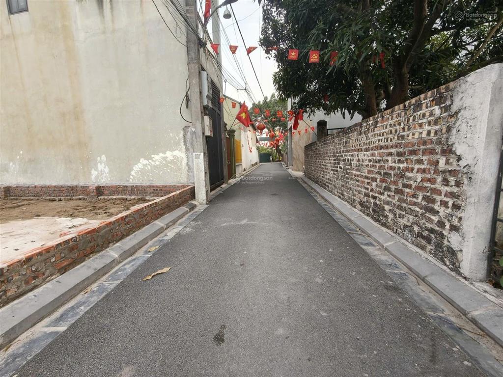 Bán đất bắc hồng 106m2, mt6m, 8.06 tỷ, đông anh, ô tô, gần trục chính.
+ vị trí khá gần với đấu giá