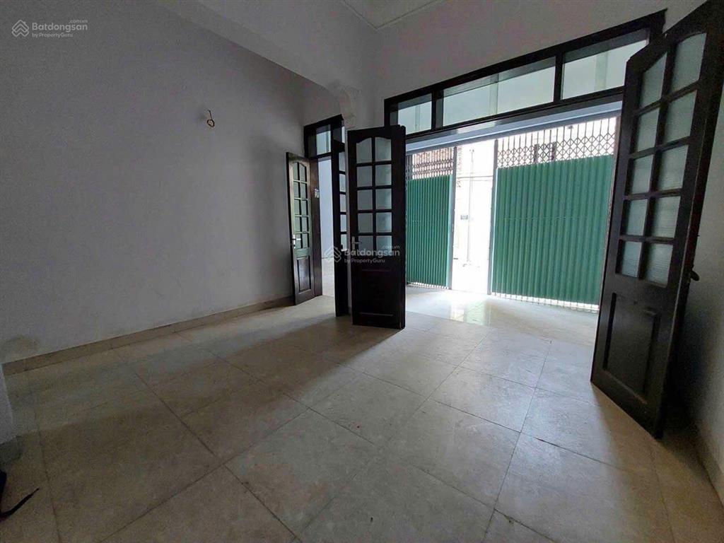 Cần cho thuê gấp nhà tân xuân 70m2, 3t, mt5m, 15 triệu, bắc từ liêm, nc, vp, kinh doanh.