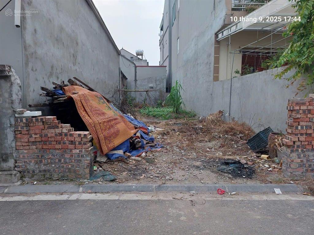 Chủ cần bán gắp đất nguyên khê 100m2, mt5m, 7.xx tỷ, đông anh, ô tô thông.
