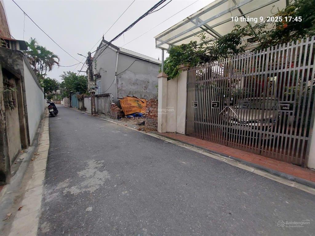 Chủ cần bán gắp đất nguyên khê 100m2, mt5m, 7.xx tỷ, đông anh, ô tô thông.