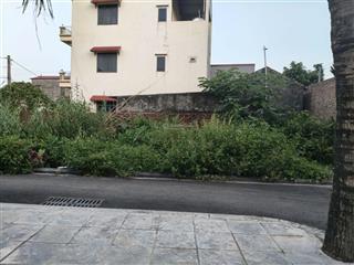 Ô tô ngủ trong đất 50m2, mt9m, 4.x tỷ, nguyên khê, đông anh, đối diện vườn hoa.
