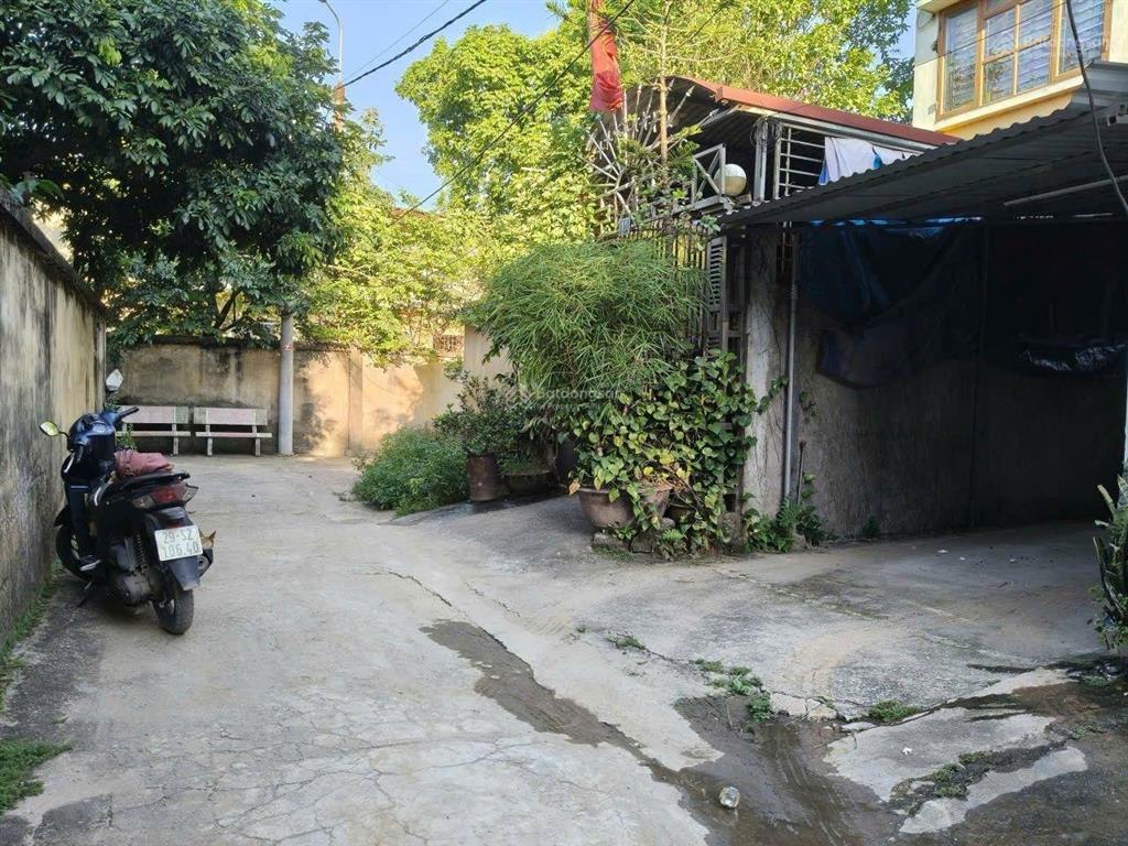 Cần đổi chỗ ở gấp, ô tô đỗ cửa, cổng nhà vh xã xuân canh 62m2, 5t, 6.6 tỷ, đông anh.
