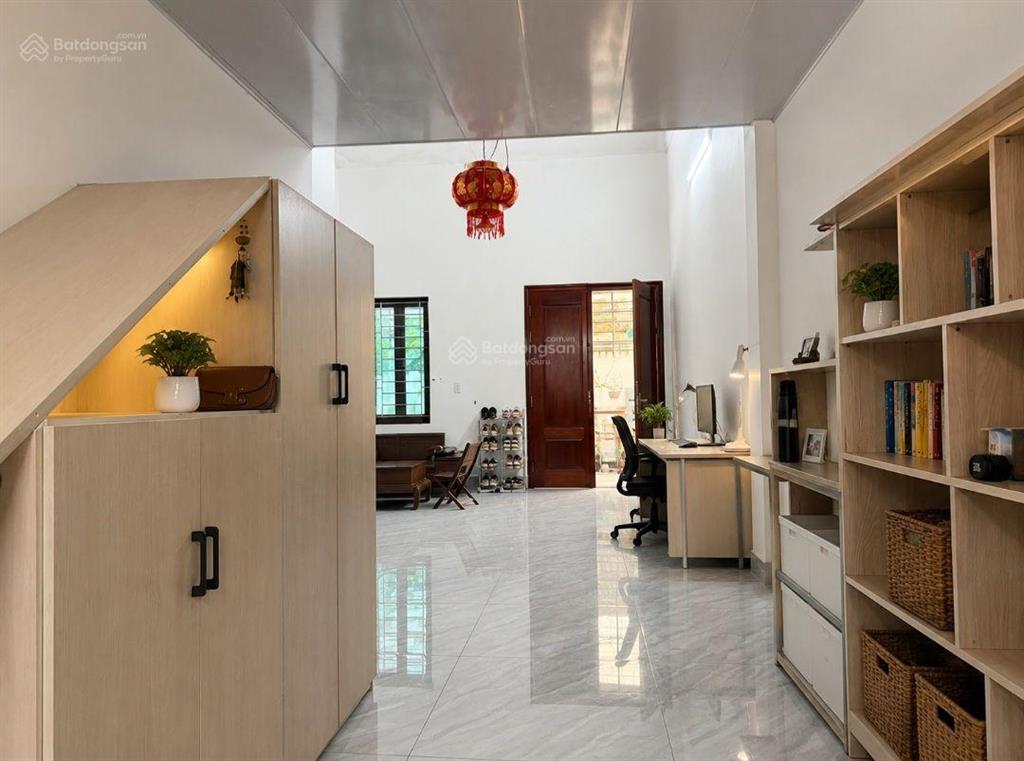 Bán đất tặng nhà cấp 4. sang phố cổ nhuế 50m2, mt 4m, 7.7 tỷ, bắc từ liêm
