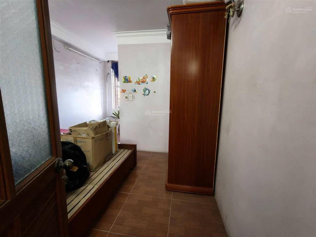 Cần bán gấp, giảm sâu, ô tô đỗ cửa, xuân canh 62m2, 5t, 5.xx tỷ, đông anh