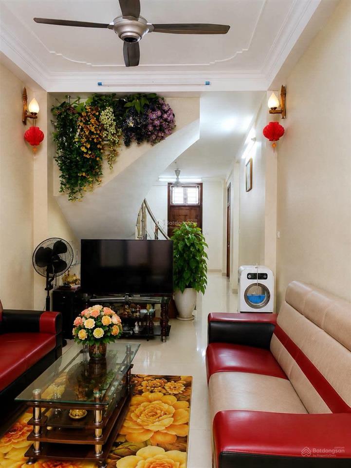 Cần bán gấp, giảm sâu, ô tô đỗ cửa, xuân canh 62m2, 5t, 5.xx tỷ, đông anh