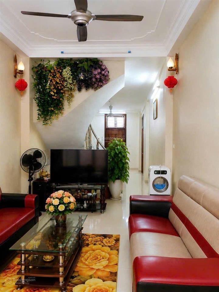 Cần bán gấp, giảm sâu, ô tô đỗ cửa, xuân canh 62m2, 5t, 5.5 tỷ, đông anh