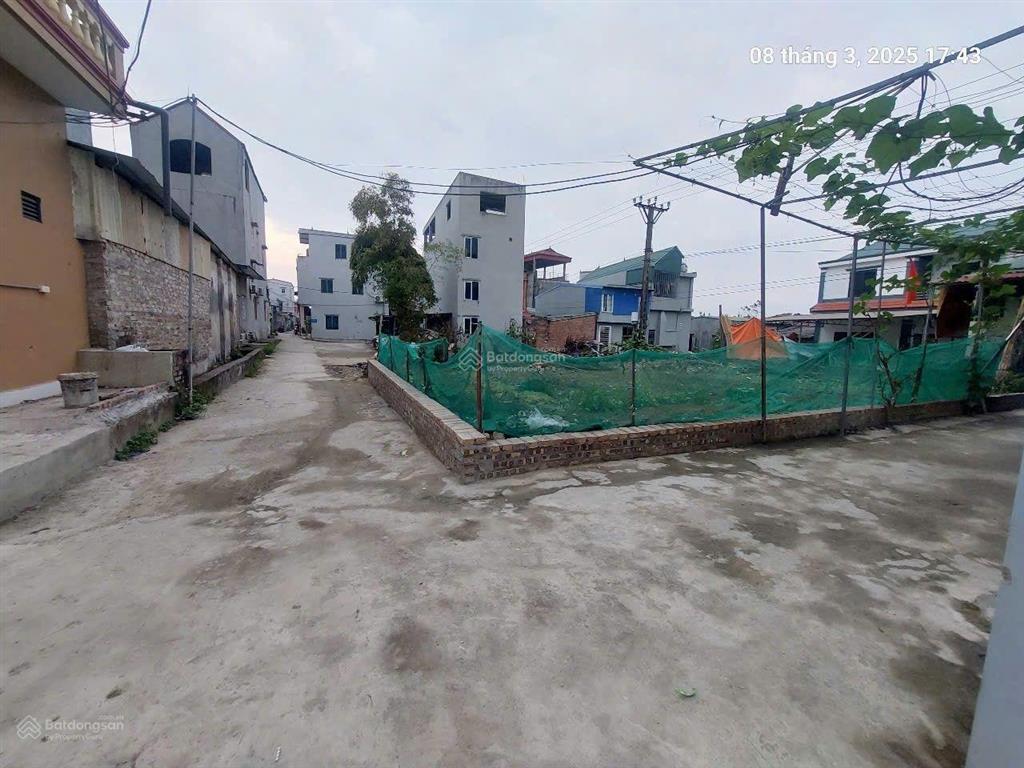 Chủ cần lo việc nên bán 104m2, mt8.3m, nở hậu, 3.75 tỷ, lô góc, quang tiến, sóc sơn, ô tô.