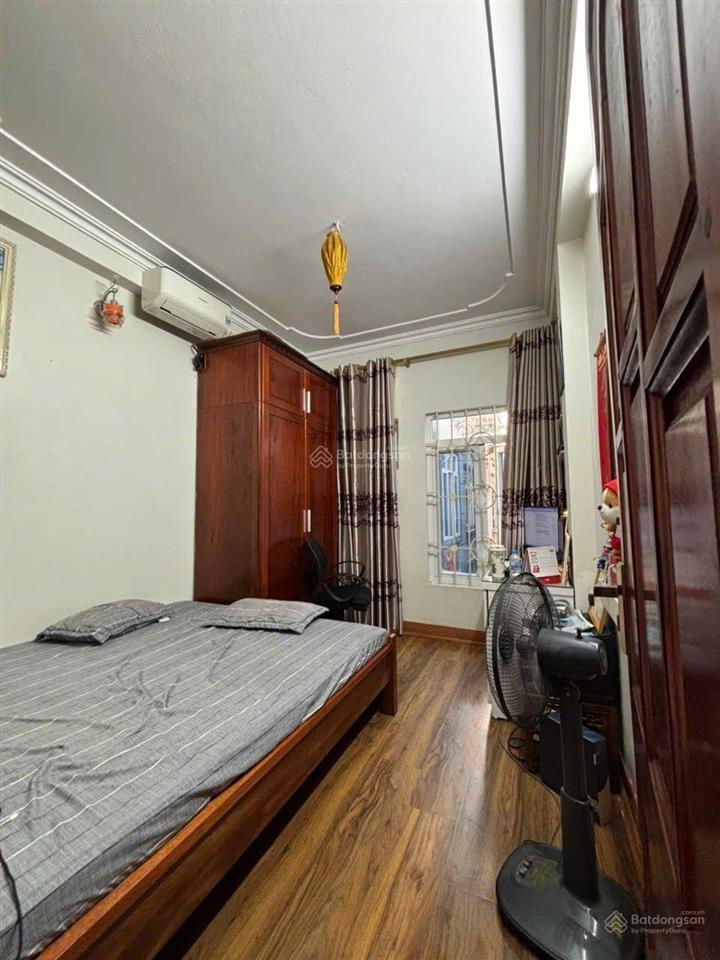 Chủ rất cần bán nhà 32m2, mt 3.5m, 4t, 4n đủ công năng, 5.8 tỷ, phúc diễn, nam từ liêm, gần ô tô