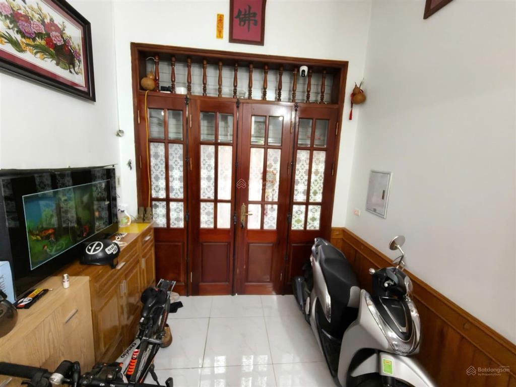 Chủ rất cần bán nhà 32m2, mt 3.5m, 4t, 4n đủ công năng, 5.8 tỷ, phúc diễn, nam từ liêm, gần ô tô