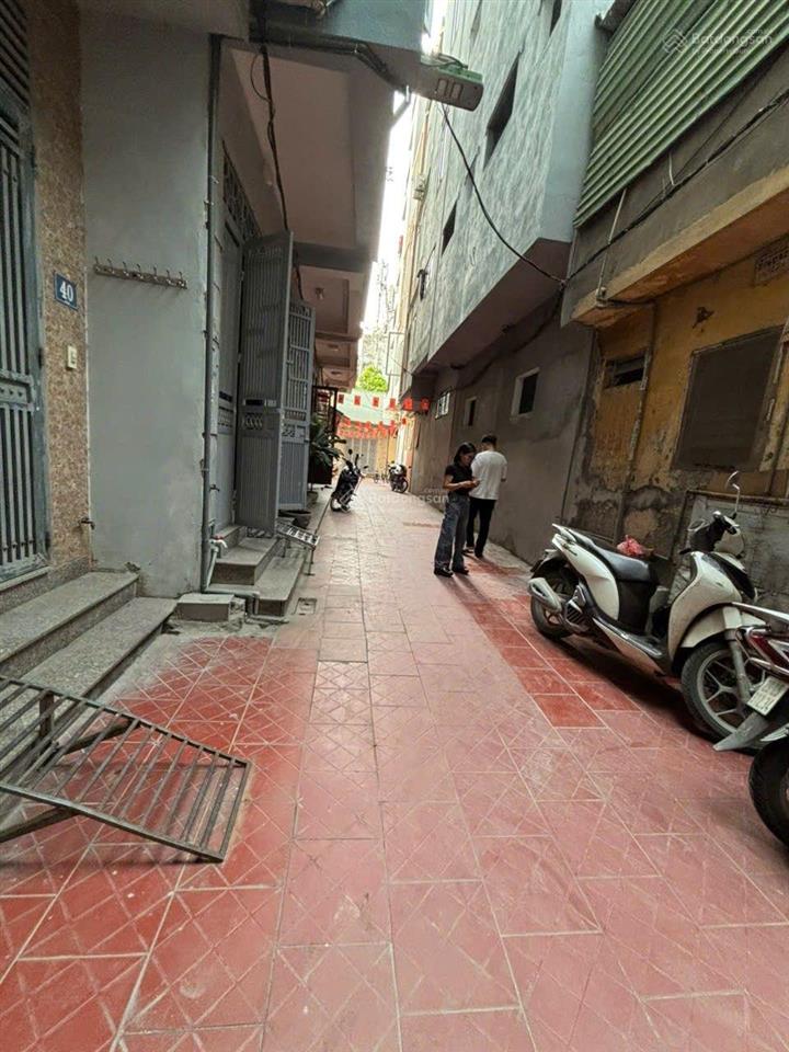 Chủ rất cần bán nhà 32m2, mt 3.5m, 4t, 4n đủ công năng, 5.8 tỷ, phúc diễn, nam từ liêm, gần ô tô