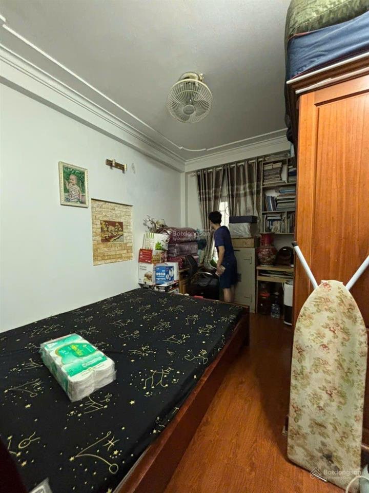 Chủ rất cần bán nhà 32m2, mt 3.5m, 4t, 4n đủ công năng, 5.8 tỷ, phúc diễn, nam từ liêm, gần ô tô