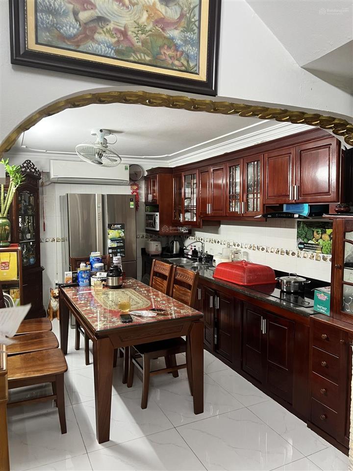 Chủ rất cần bán nhà 32m2, mt 3.5m, 4t, 4n đủ công năng, 5.8 tỷ, phúc diễn, nam từ liêm, gần ô tô