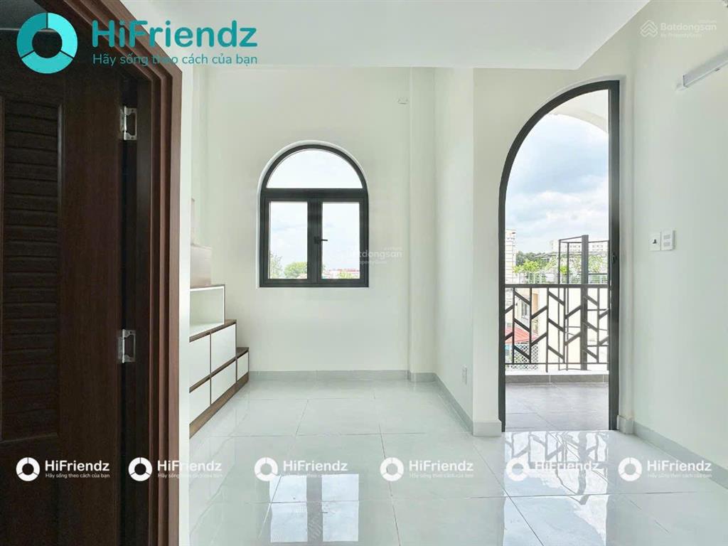 Khai trương căn hộ ban công gần lê văn việt