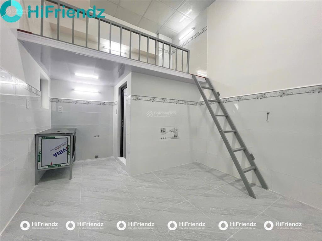 Trống sẵn trọ đẹp có gác mới xây gần lê văn việt