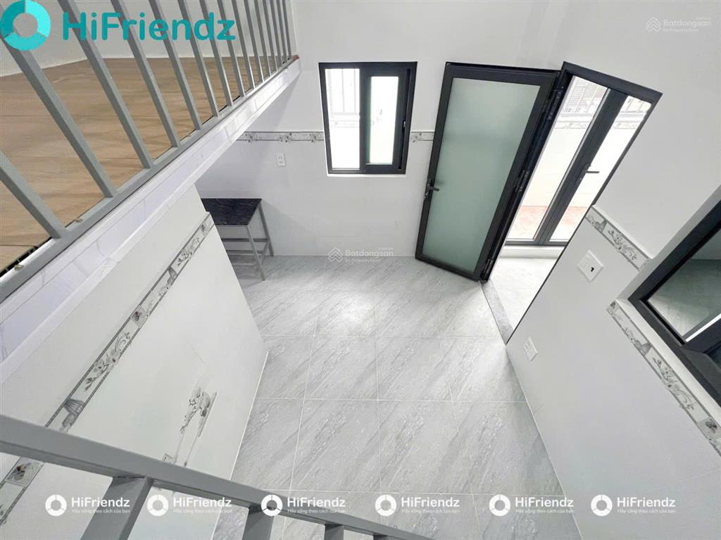 Trống sẵn trọ đẹp có gác mới xây gần lê văn việt