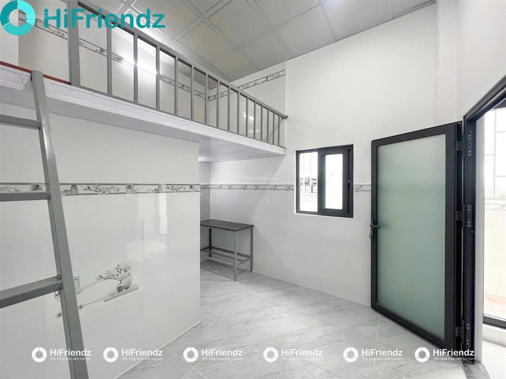 Trống sẵn trọ đẹp có gác mới xây gần lê văn việt